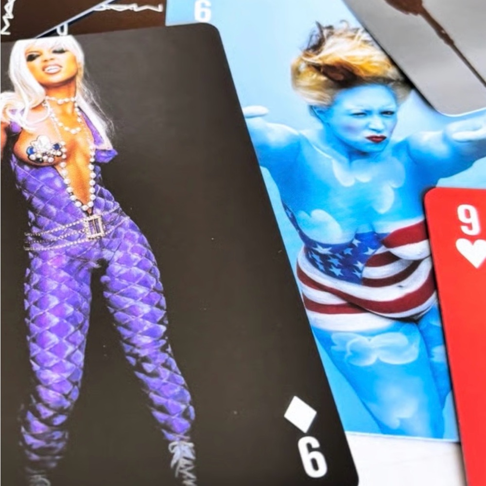 MAC Cosmetics Deck of Cards RARE and UNOPENED 2003